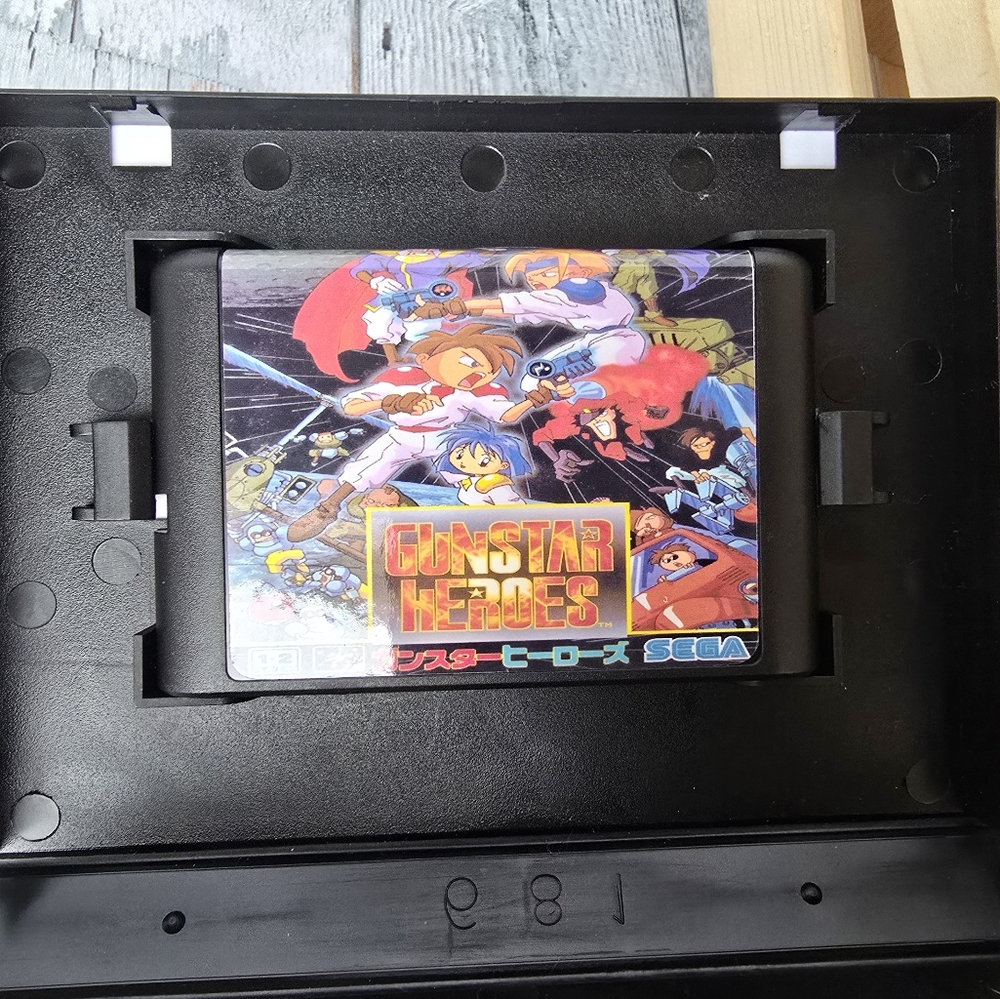 Japanese Sega Mega Drive Cartridge Gunstar Heroes REPRODUCTION - Picture 6 of 9